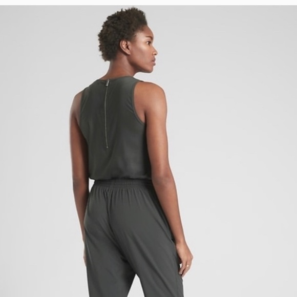 Shown in black but olive green - Picture 7 of 8